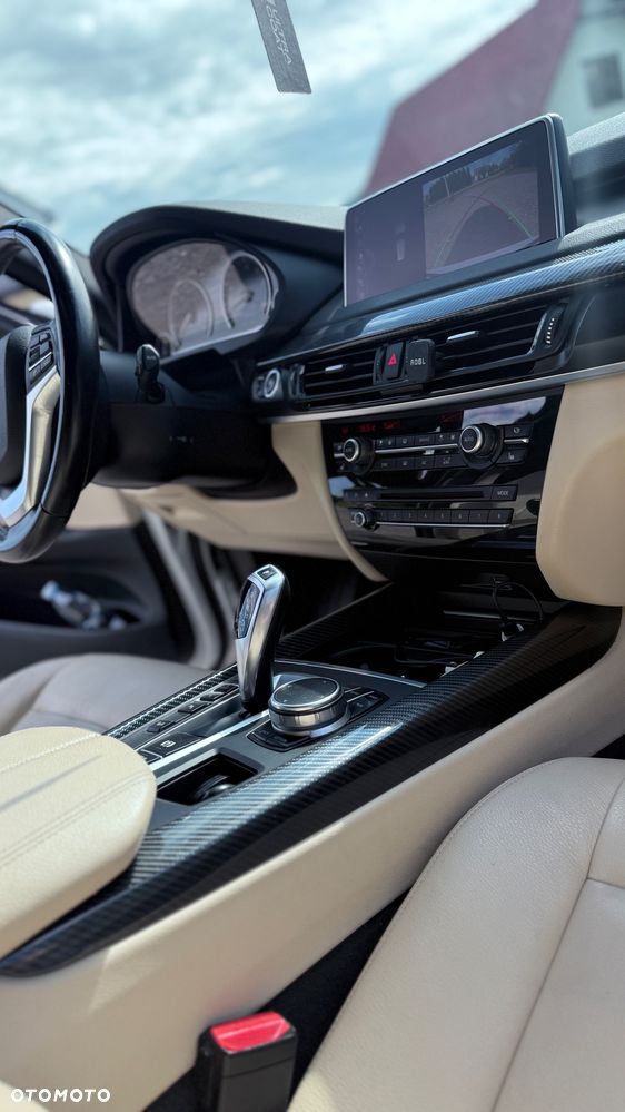 BMW X5 xDrive35i - 13