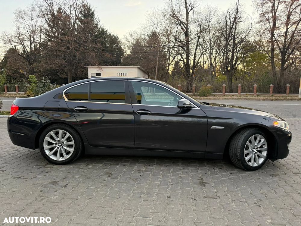 BMW Seria 5 520d Aut. - 9