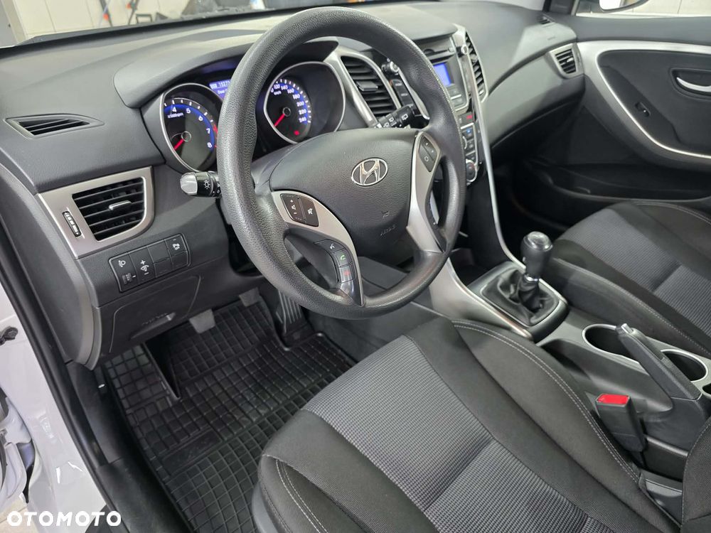 Hyundai i30 1.4 Fifa World Cup Edition - 29