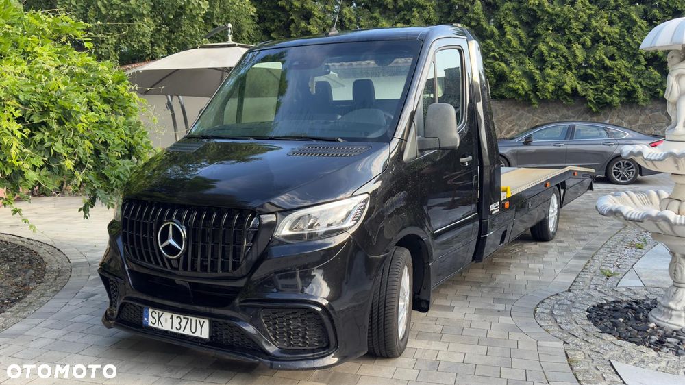 Mercedes-Benz Sprinter - 2