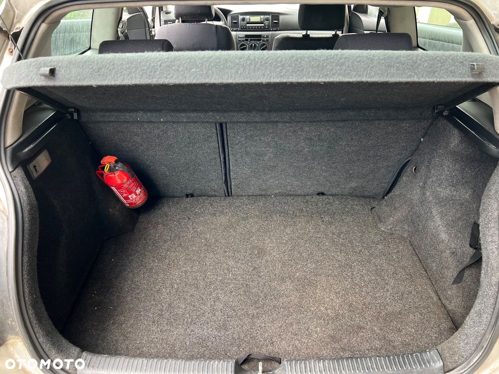 Toyota Corolla 1.4 VVT-i Terra Polaris - 16