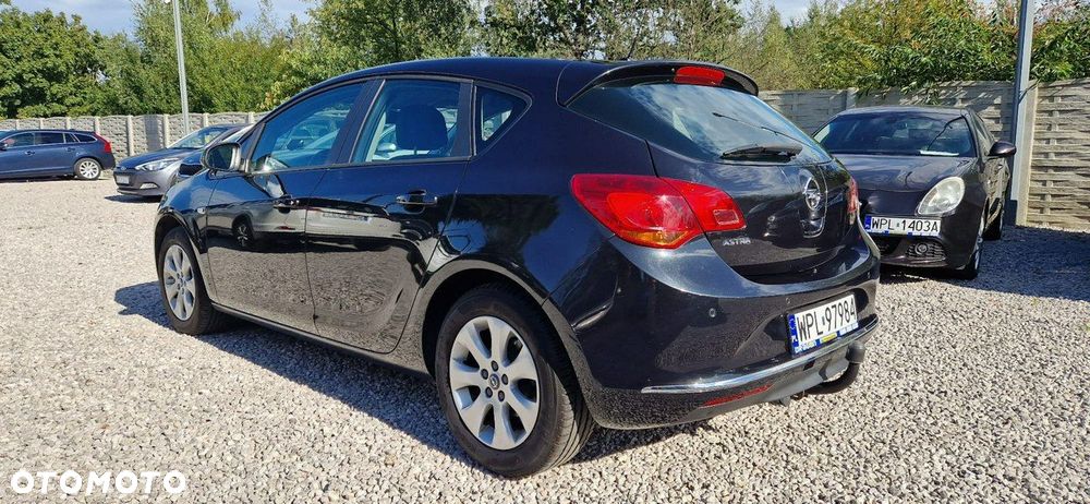 Opel Astra - 6
