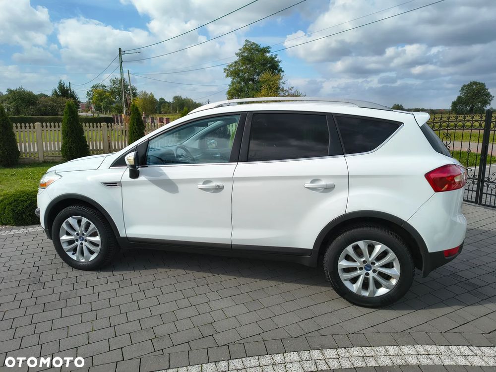 Ford Kuga 2.0 TDCi 2x4 Titanium - 12