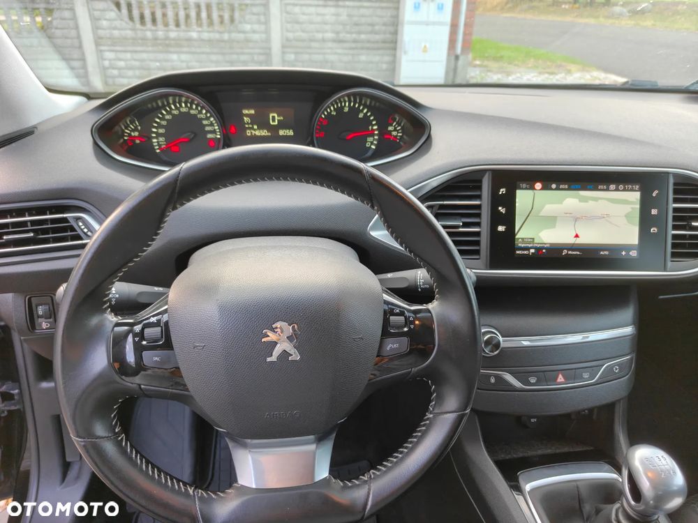 Peugeot 308 - 13