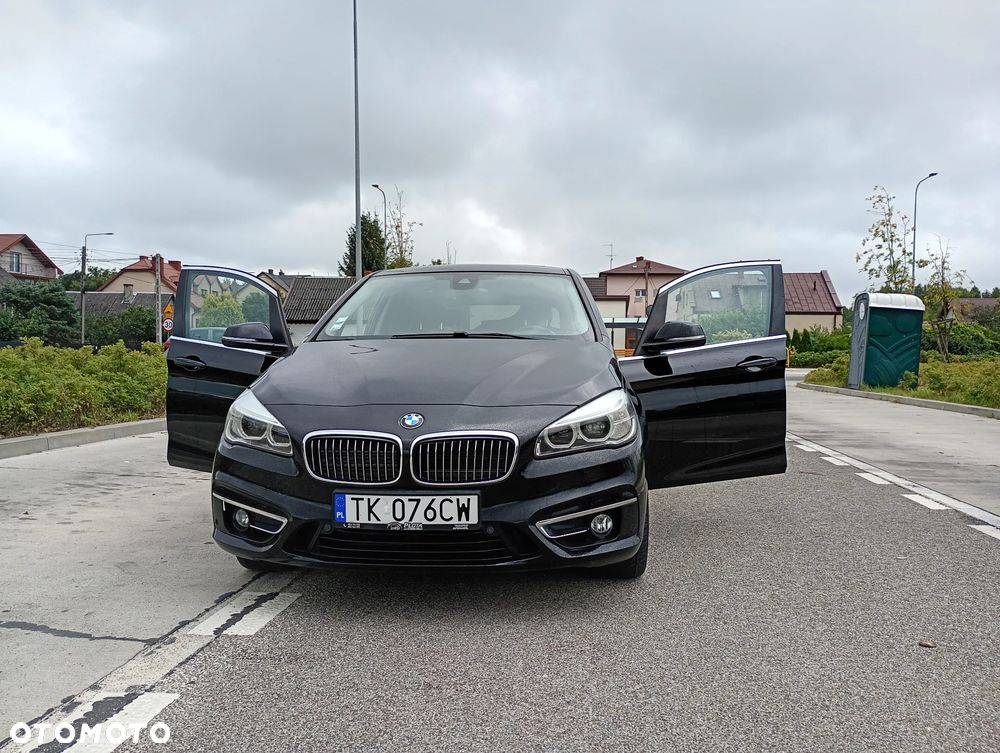 BMW Seria 2 220d xDrive - 1