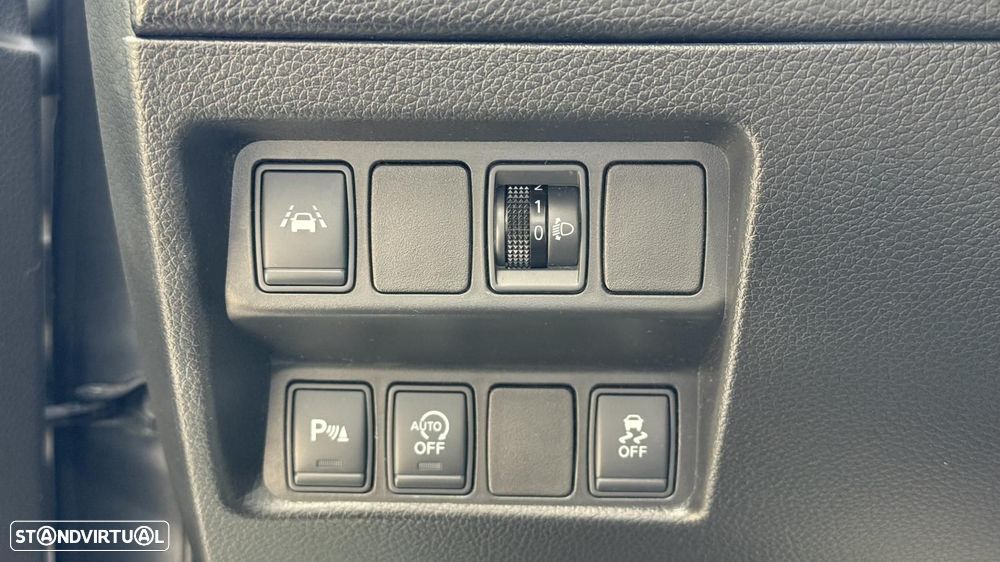 Nissan Qashqai 1.5 dCi N-Connecta Business - 7