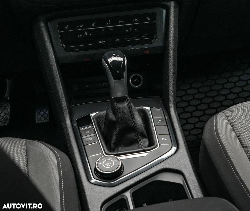 Volkswagen Tiguan 2.0 TDI DPF DSG 4Mot Comfortline - 19