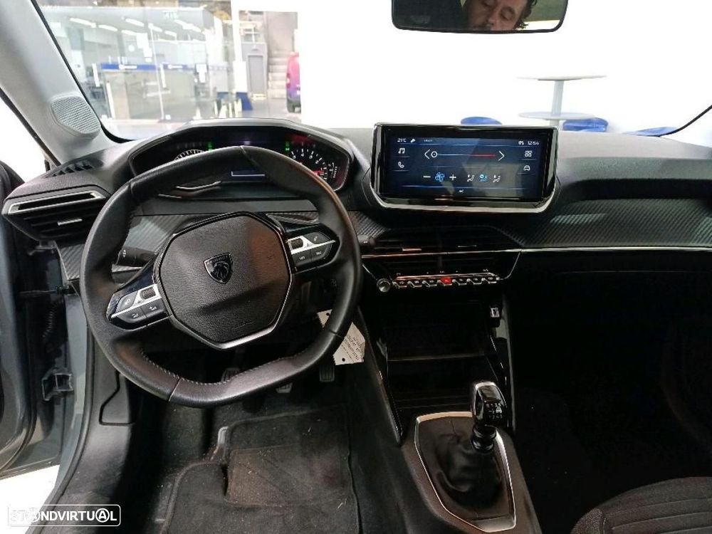 Peugeot 208 1.2 PureTech Active - 6