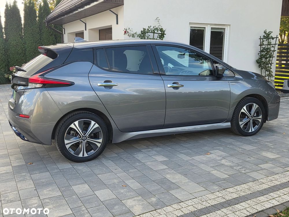 Nissan Leaf 40kWh N-Connecta - 37