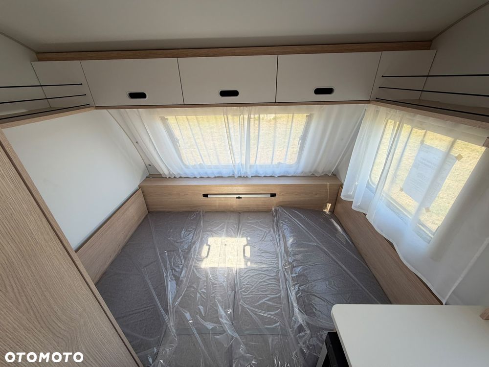 Adria AVIVA 360 DK - 18