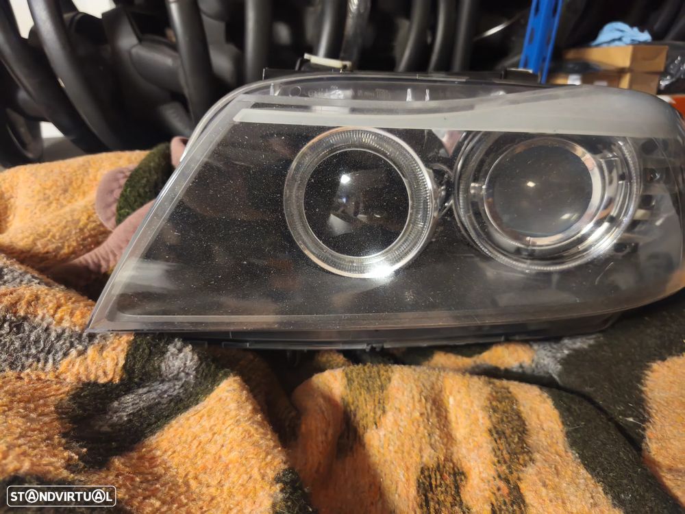 Farol esquerdo BMW E90 E91 LCI bi-xenon