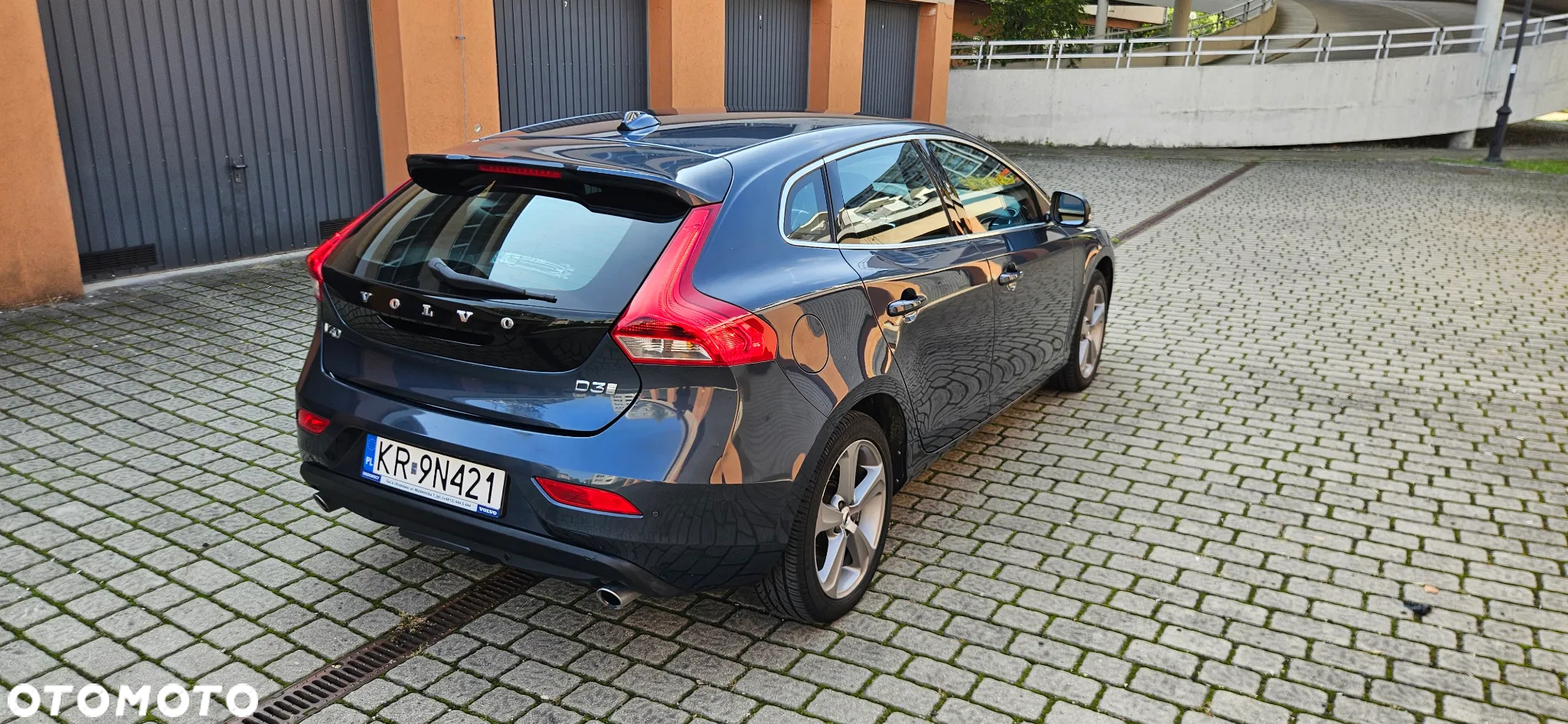 Volvo V40 D3 Drive-E Momentum - 4