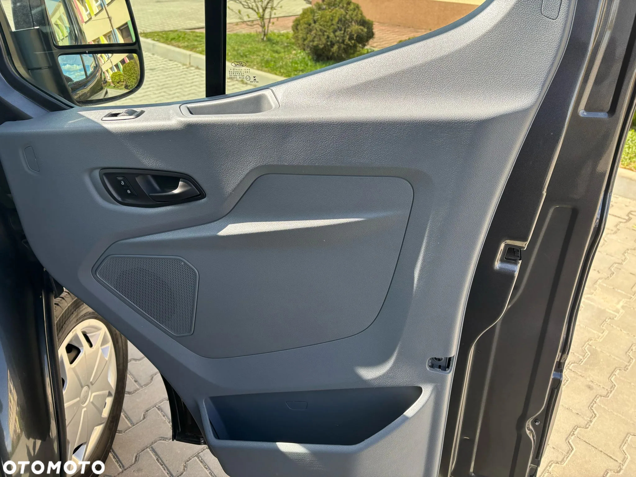 Ford Transit - 17