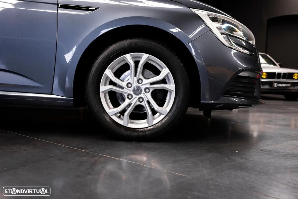 Renault Mégane Sport Tourer - 5