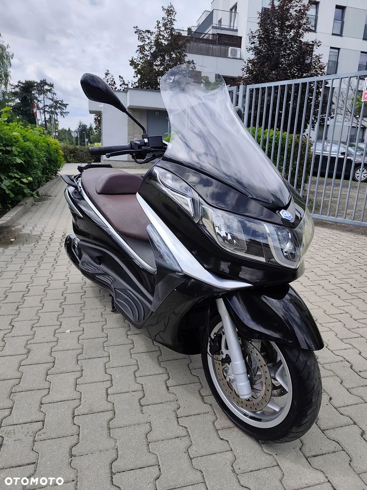 Piaggio X10 - 1