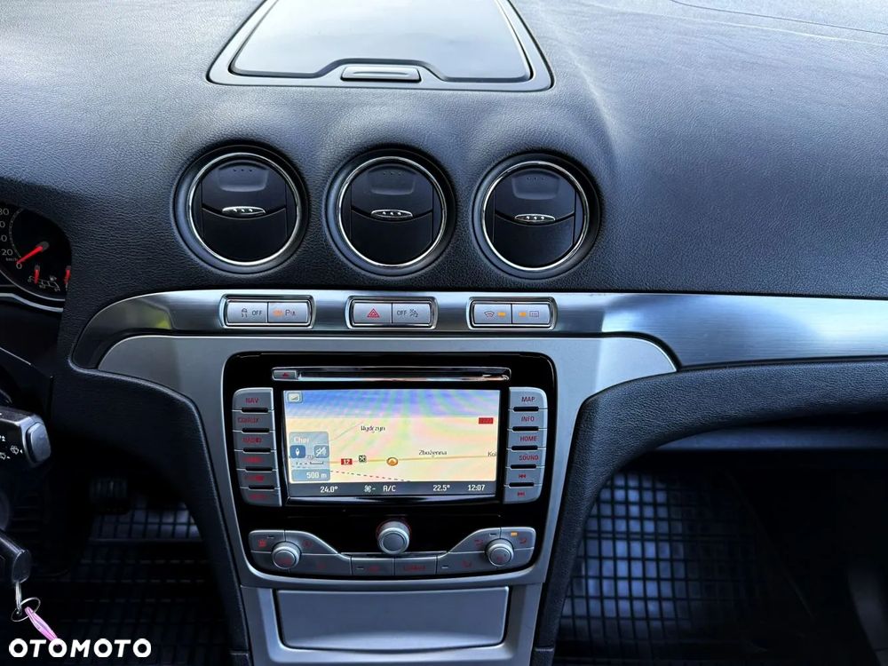 Ford S-Max - 29