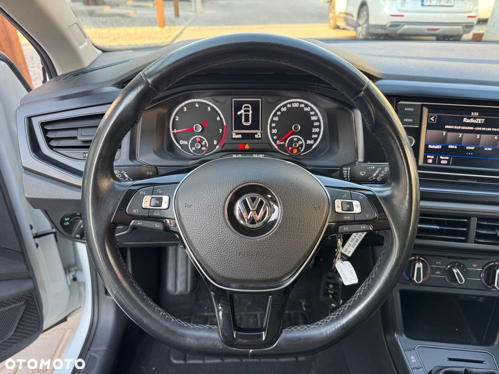 Volkswagen Polo - 17