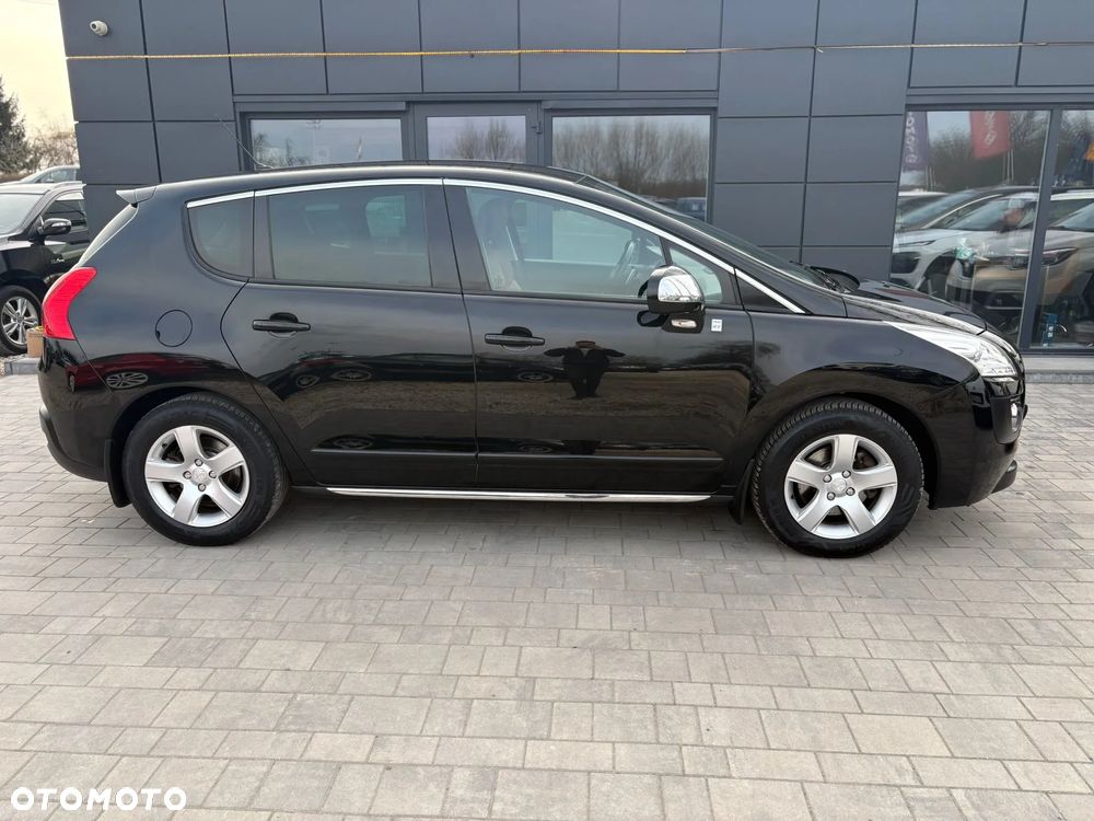 Peugeot 3008 Hybrid4 - 8