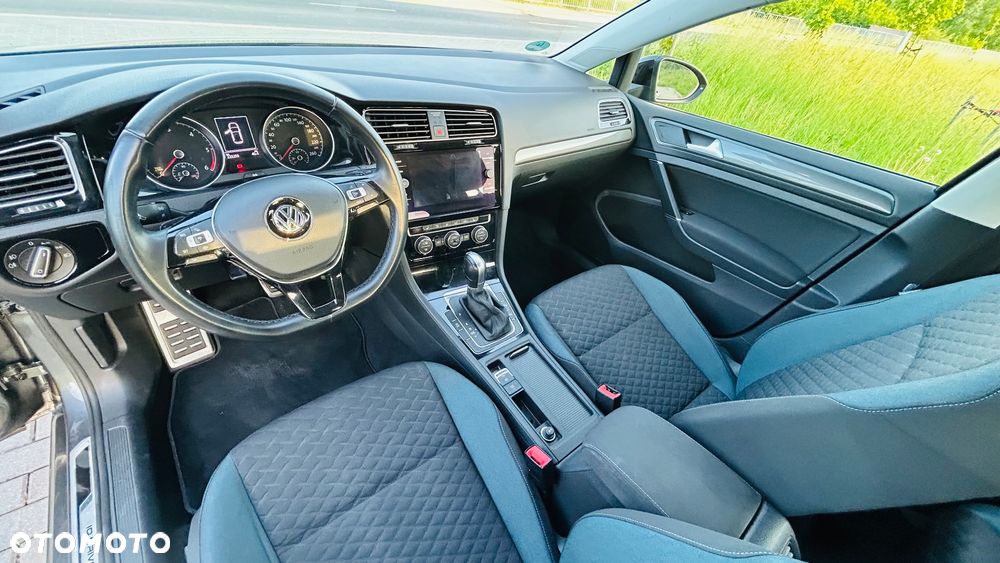 Volkswagen Golf 1.6 TDI SCR DSG IQ.DRIVE - 28