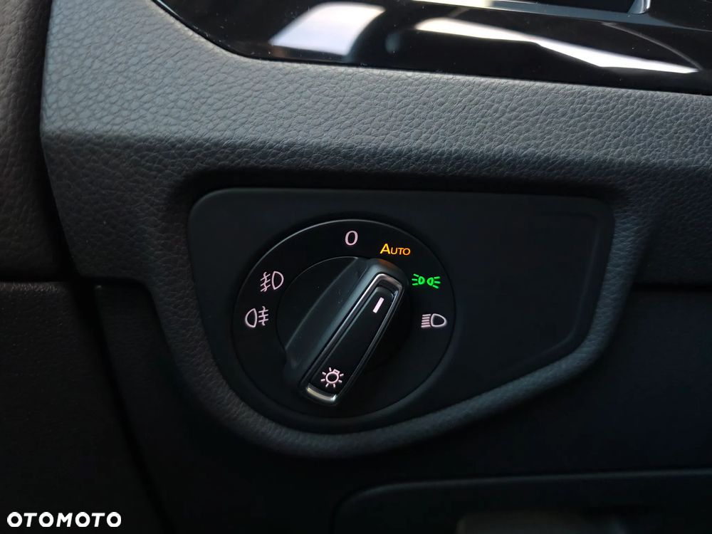 Volkswagen Touran 1.5 TSI EVO Highline DSG - 26