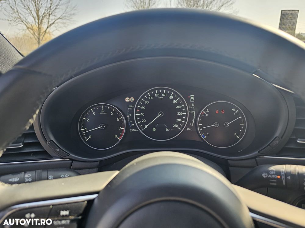 Mazda 3 e-SKYACTIV-X 186 M HYBRID EXCLUSIVE-LINE - 15