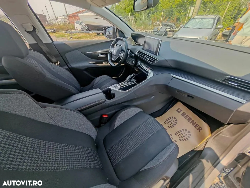 Peugeot 3008 1.5 BlueHDI S&S EAT8 Active - 4