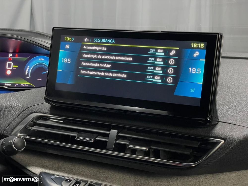 Peugeot 3008 1.6 Hybrid GT e-EAT8 - 21