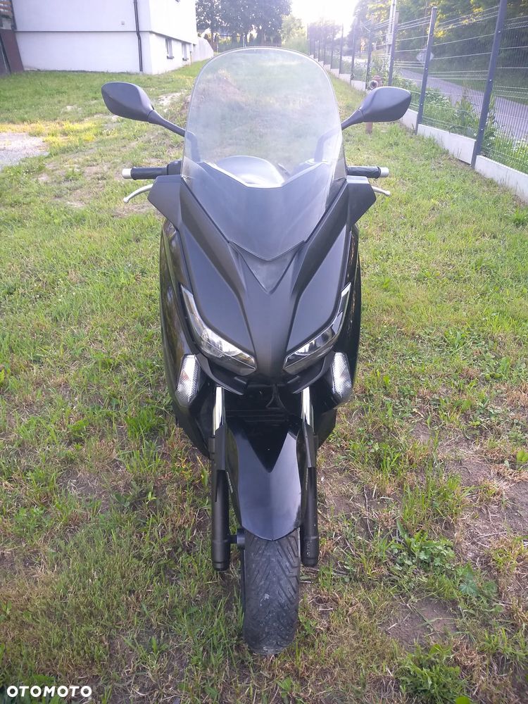 Yamaha X-max - 3