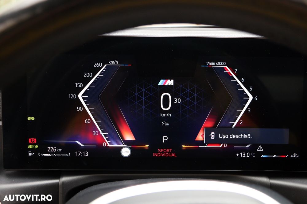 BMW Seria 3 330i xDrive AT - 24