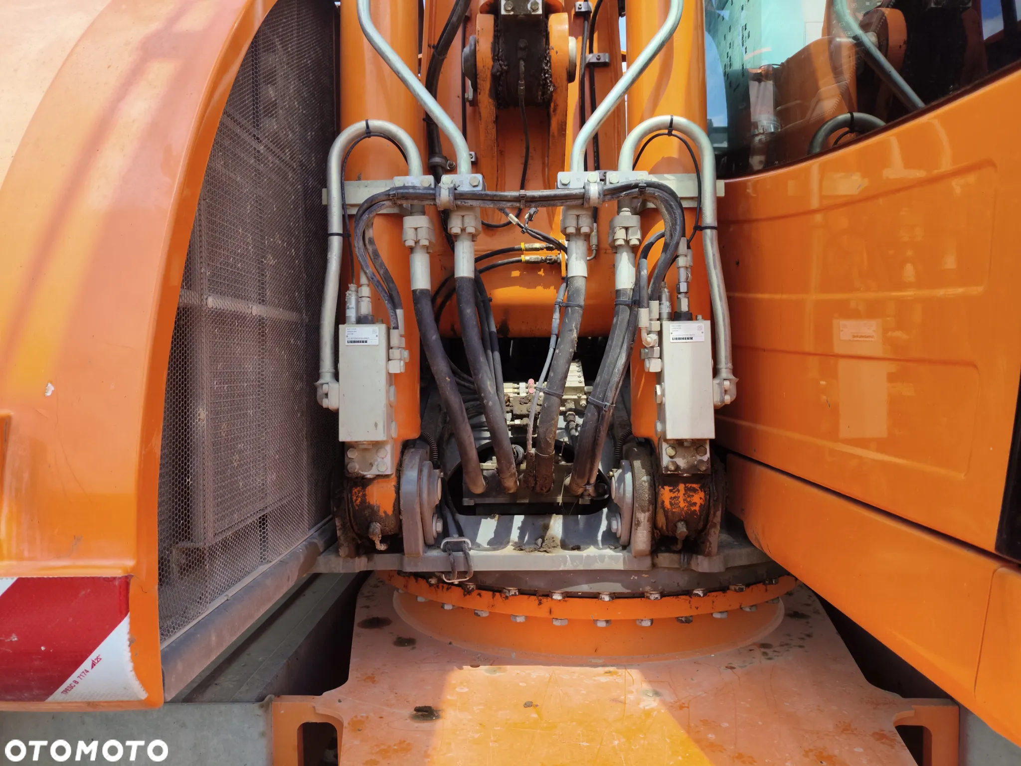 Liebherr A 918 COMPACT / BEZ DPF I ADBLUE / SPROWADZONA / KOPARKA KOŁOWA / 10 000 MTG / KOMPLET ŁYŻEK / - 9