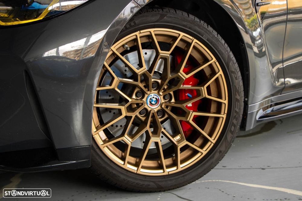 BMW M3 Competition xDrive - 36