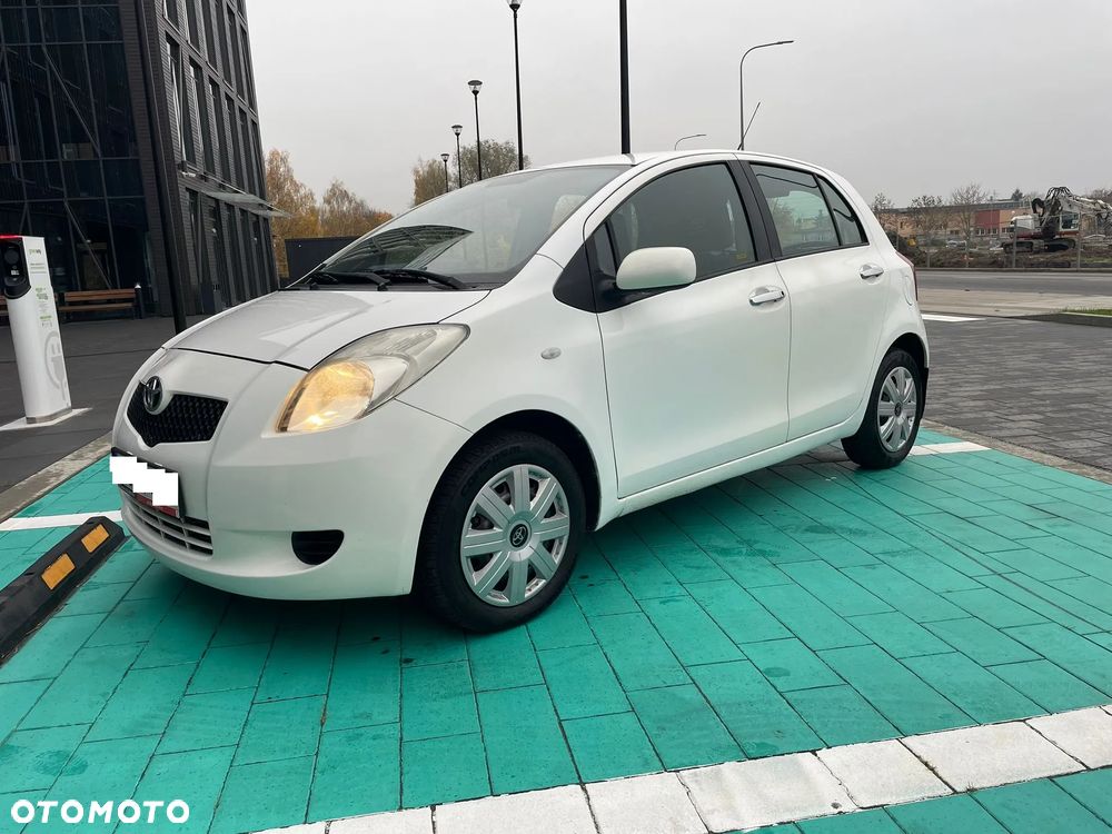 Toyota Yaris 1.0 Terra - 1
