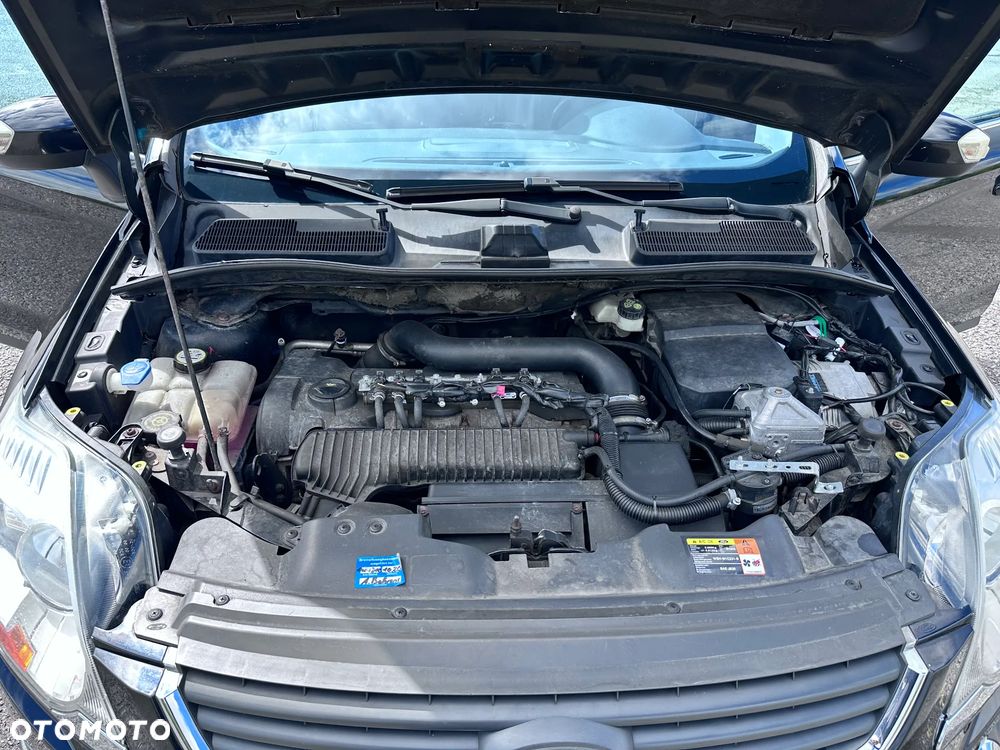 Ford Kuga 2.5 Titanium - 16