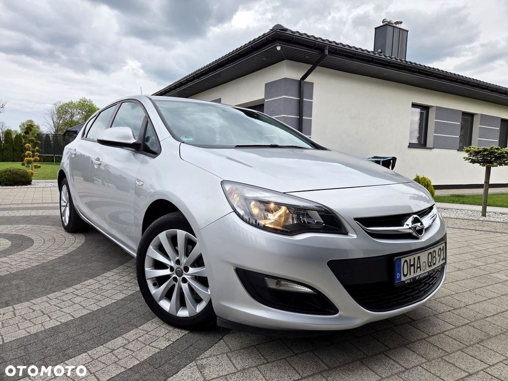 Opel Astra - 1