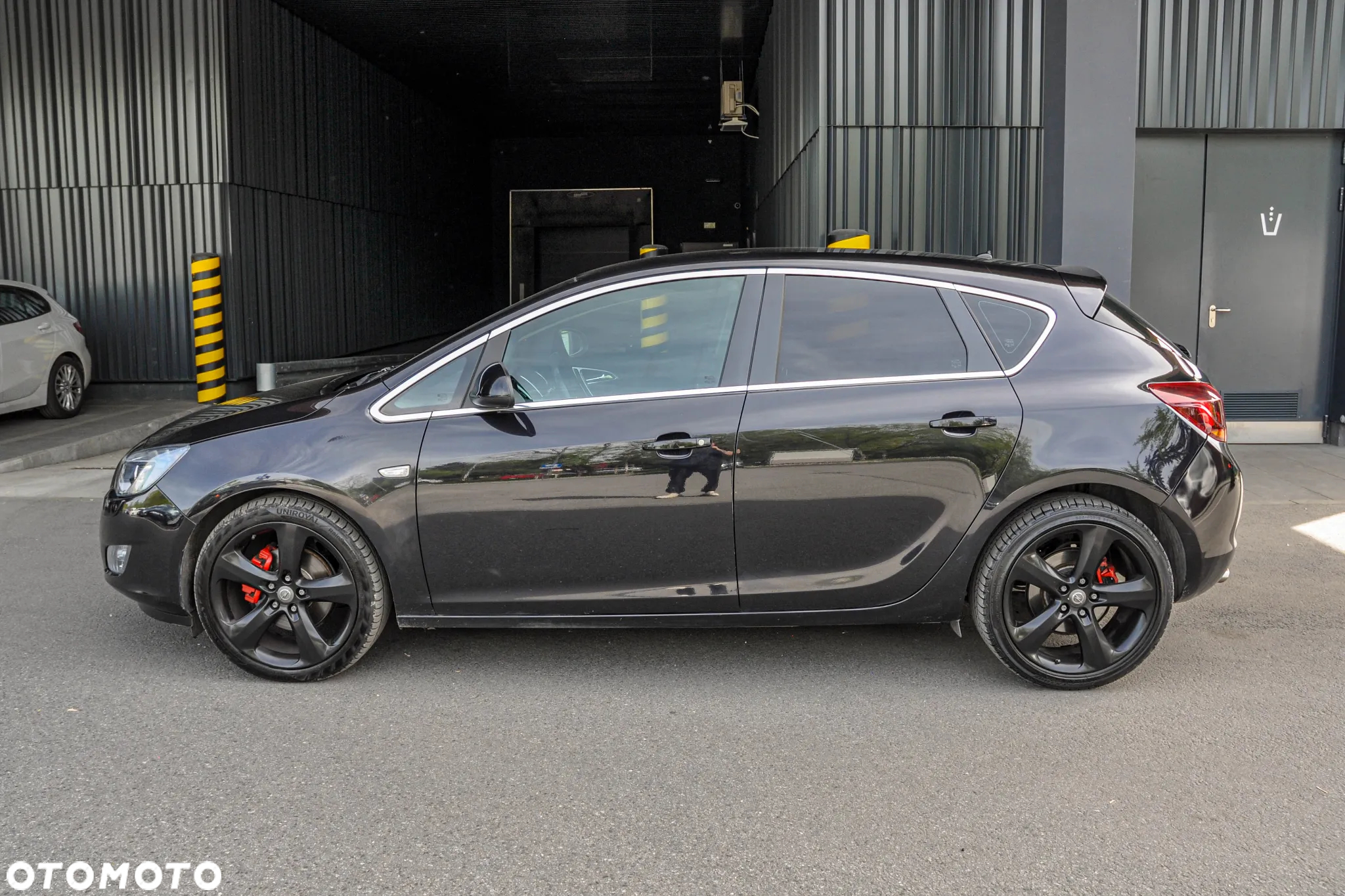 Opel Astra IV 1.6 T Sport - 2