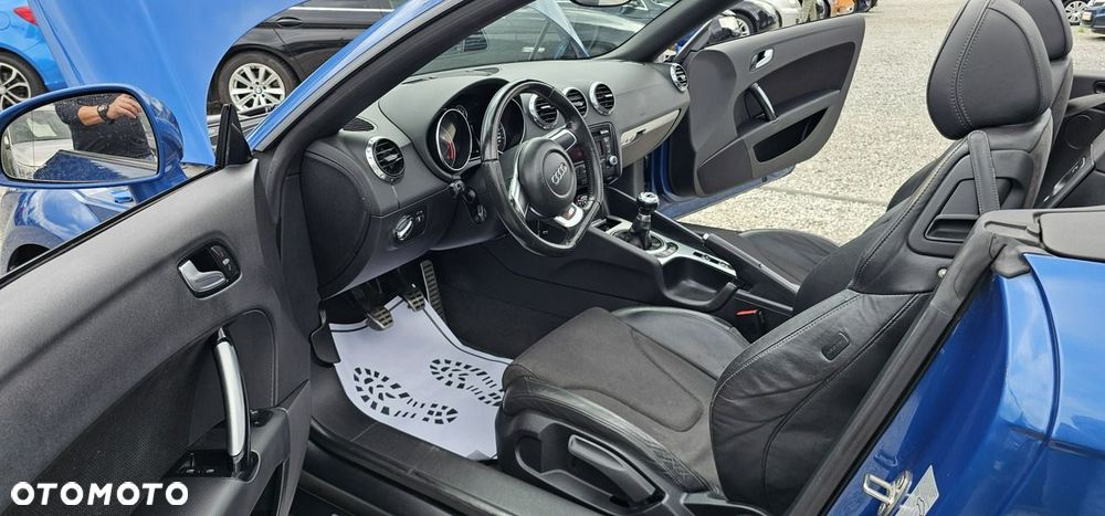 Audi TT Roadster - 30