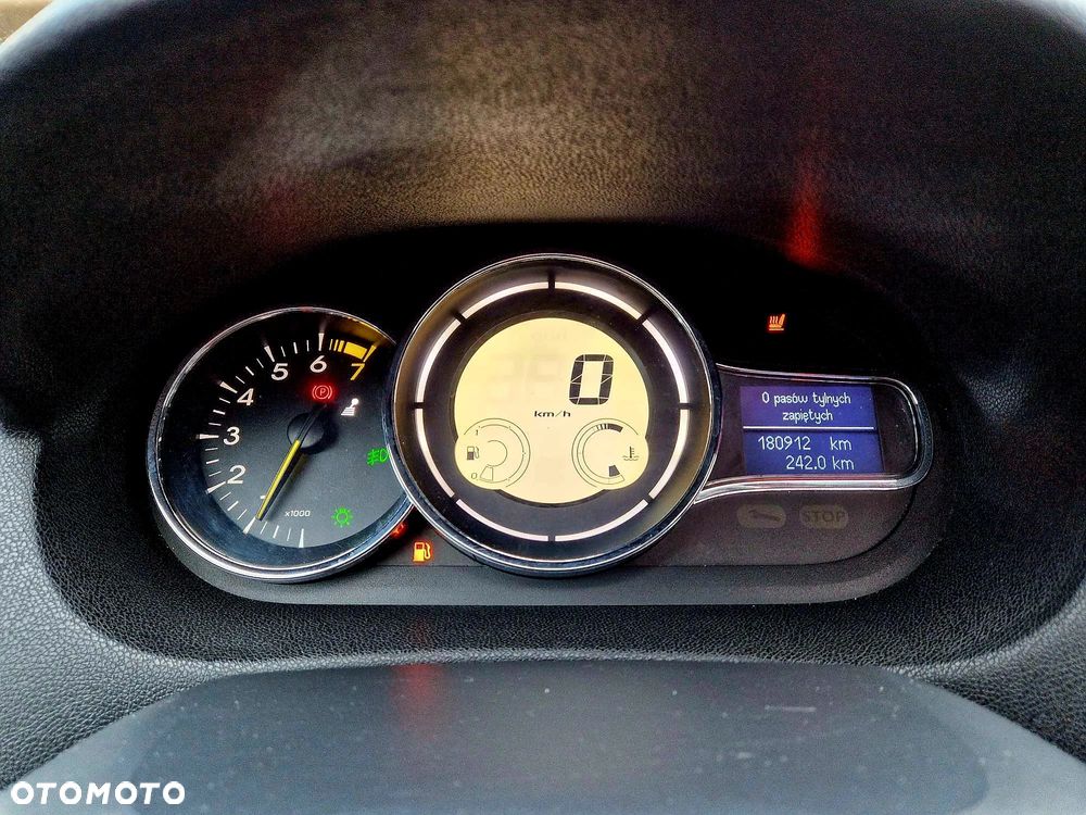 Renault Megane TCe 130 Dynamique - 12