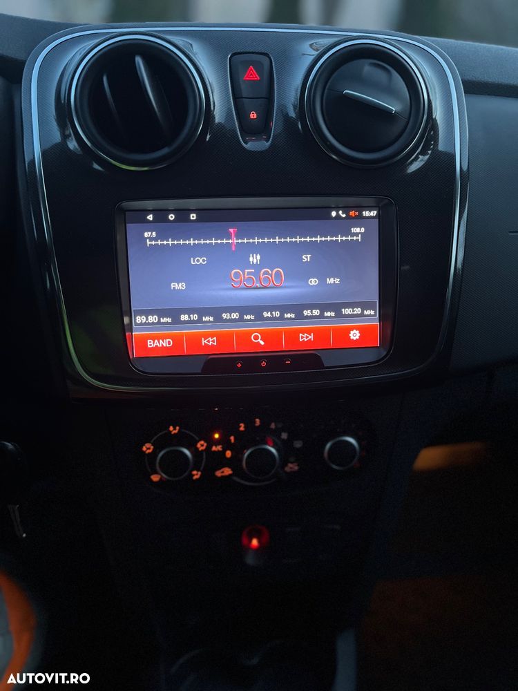 Dacia Logan 0.9 TCe 90 CP GPL Laureate - 23