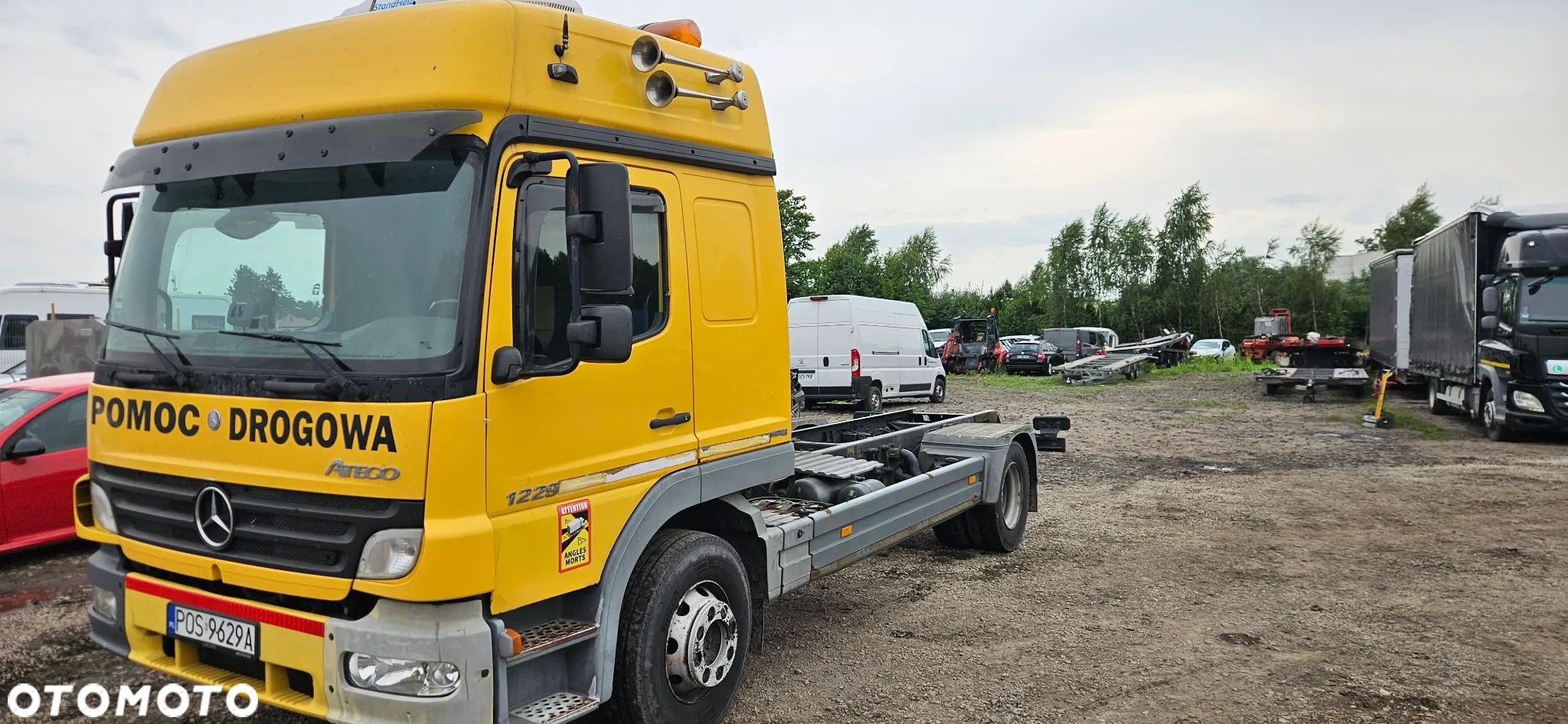 Mercedes-Benz ATEGO - 1