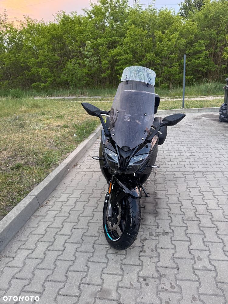 CFMoto 650 MT - 8