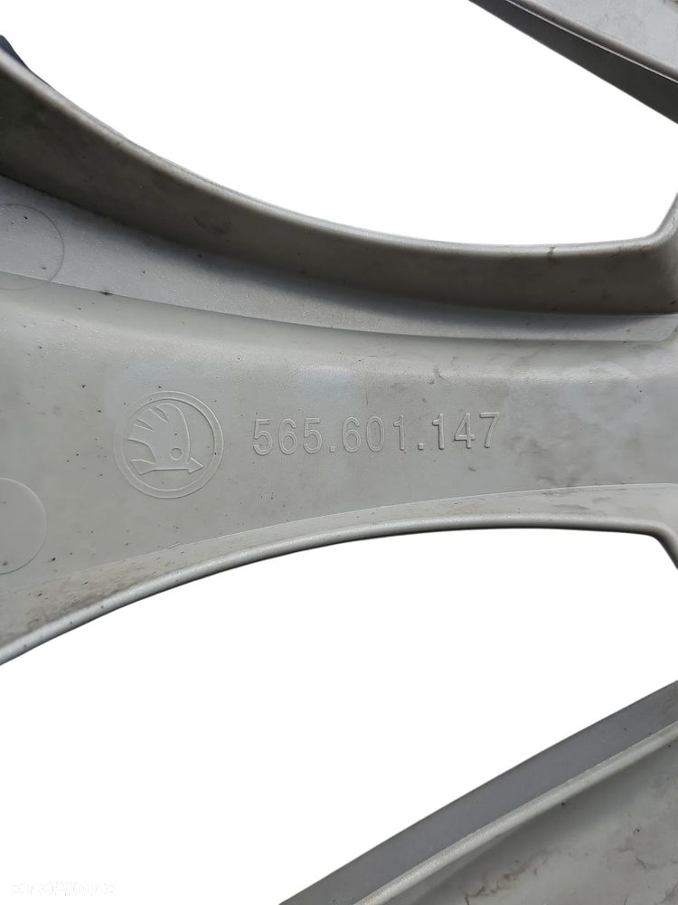 Skoda Kodiaq KOŁPAKI 17 KOMPLET 4 SZT 565601147 ORYG - 3