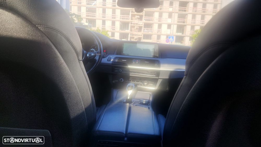 BMW 525 d Auto - 8