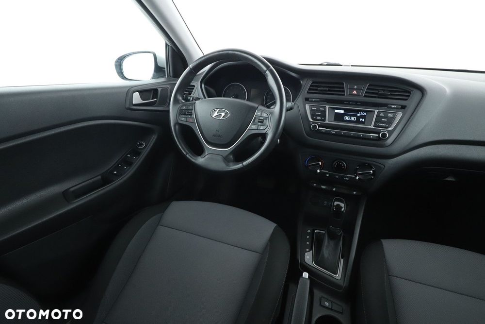 Hyundai i20 - 27