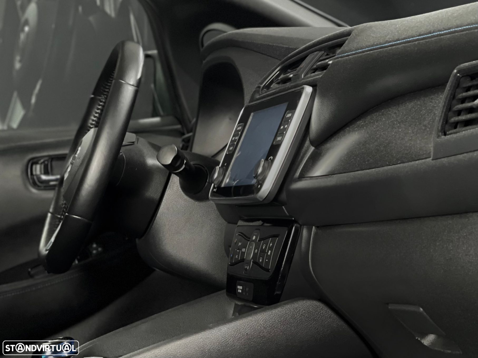 Nissan Leaf N-Connecta - 9