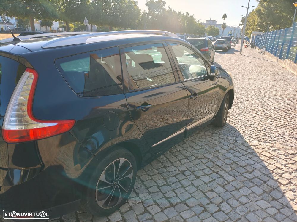 Renault Grand Scénic - 19