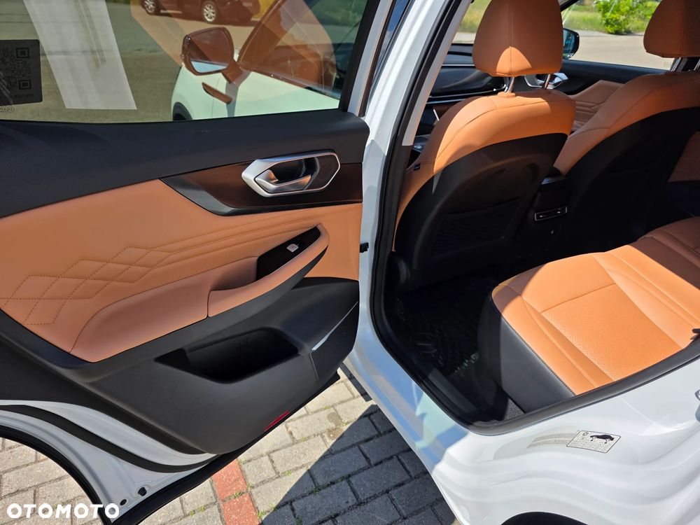 BAIC 7 1.5T Luxury Plus DCT - 25