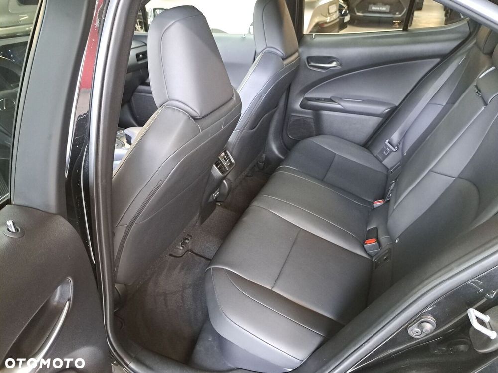 Lexus UX 250h GPF F Sport Design 2WD - 26