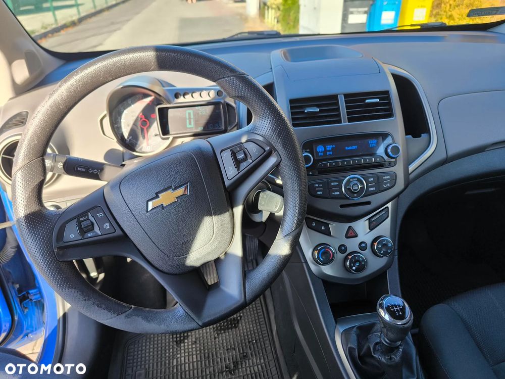 Chevrolet Aveo 1.2 LT+ - 12