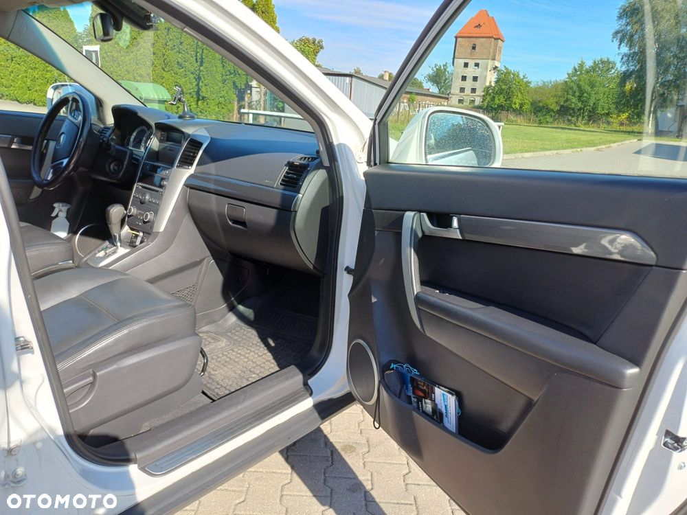 Chevrolet Captiva 2.0 d LT high 5os - 4