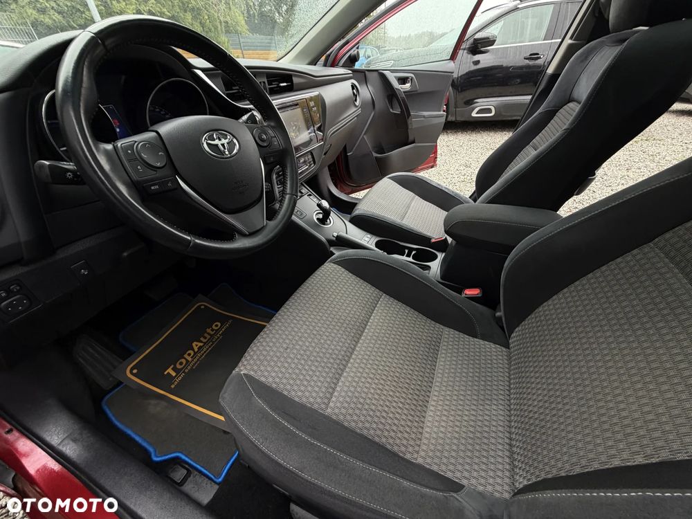 Toyota Auris Hybrid 135 Freestyle - 18